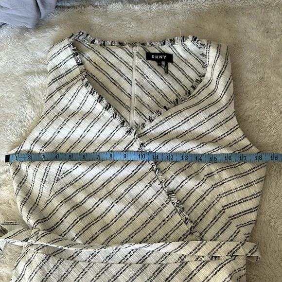 😻 DKNY asymmetric dress size 8 - Picture 9 of 16